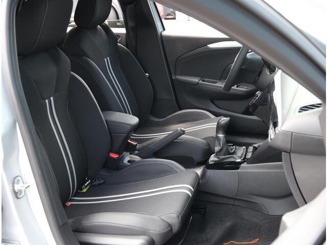 Opel CORSA 1.2 GS | Climate control | Achteruitrijdcamera | Apple Carplay/ Android Auto | Navigatie | Keyless |