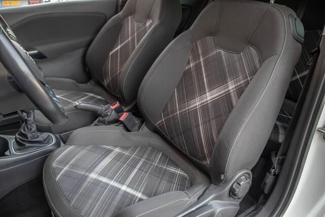 Opel CORSA 1.0 Turbo Color Edition Airco, Camera, CarPlay, PDC.