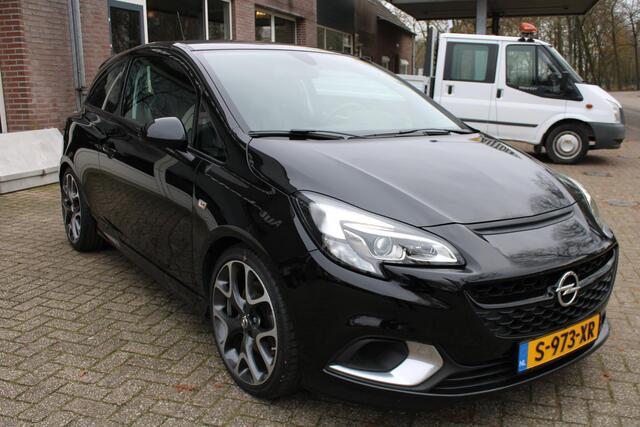Opel CORSA 1.6 Turbo OPC LPG, Lederen bekleding, Parksens A, CC, climate controle, Bluetooh, Sportstoelen, Stoel verwarming, 18" LMV