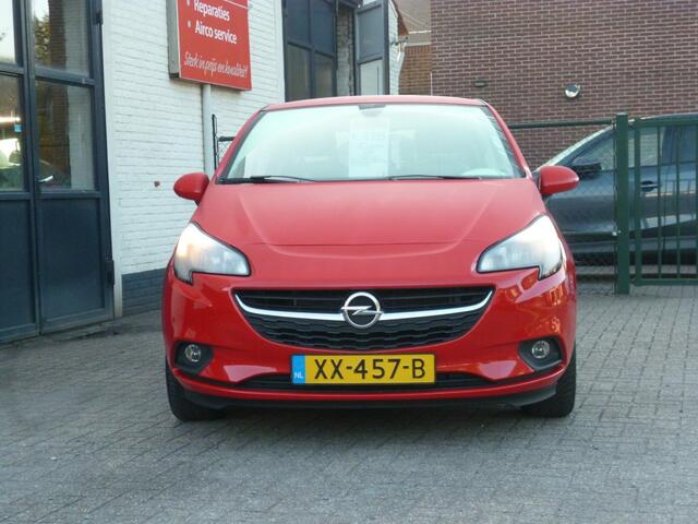 Opel CORSA 1.4 Favourite