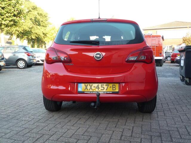 Opel CORSA 1.4 Favourite