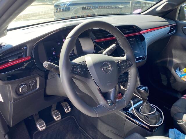 Opel CORSA 1.2 GS Line 74 kW / LED / Navi / CarPlay / Cam / BLIS