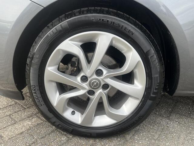 Opel CORSA 1.4 Favourite | Trekhaak | Lichtmetalen Velgen | Airco | Cruise Control