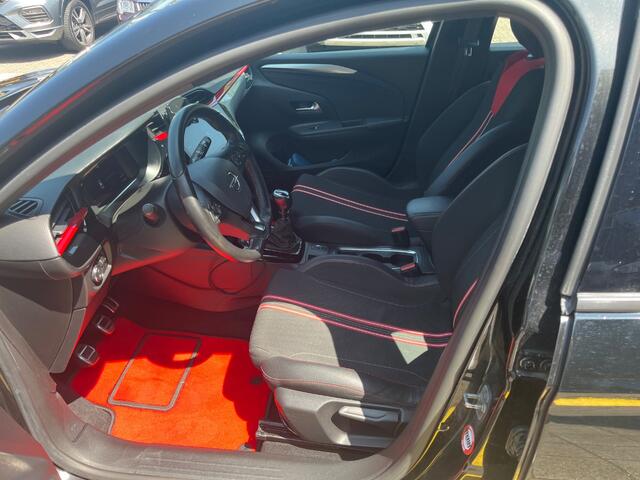 Opel CORSA 1.2 GS Line / Navigatie / Parkeerhulp achter / Keyless / 16'' / Getint glas / Climate Control / Apple CarPlay / Cruise Control