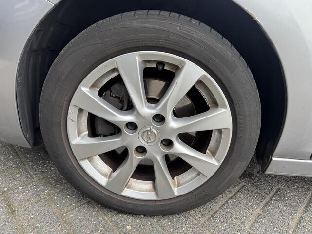 Opel CORSA 1.2 Elegance | Adaptive Cruise Control | Camera | Lane Assist | Carplay | Privacy Glass | Lichtmetalen Velgen |