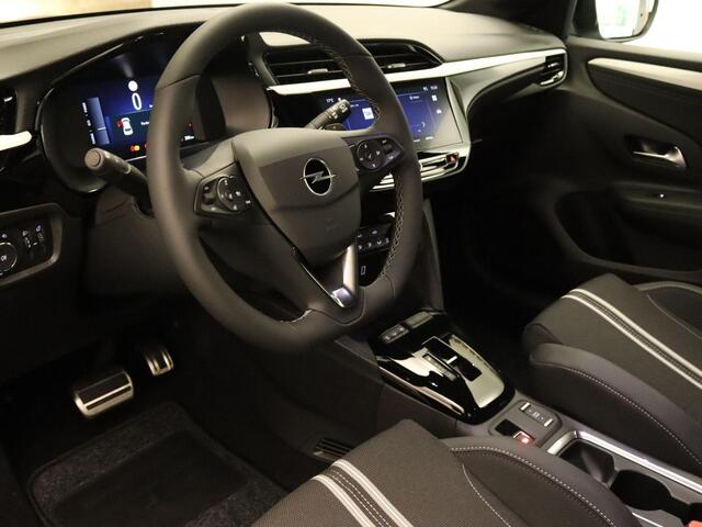 Opel CORSA 1.2 Turbo Hybrid GS DIRECT UIT VOORRAAD LEVERBAAR- ORIGINEEL NEDERLANDSE AUTO - PARKEERSENSOREN VOOR/ ACHTER - SPORTSTOELEN - DODEHOEK DETECTIE - CAMERA - TWO TONE LAK - VOORSTOELEN EN STUUR VERWARMD - APPLE CARPLAY/ ANDROID AUTO -
