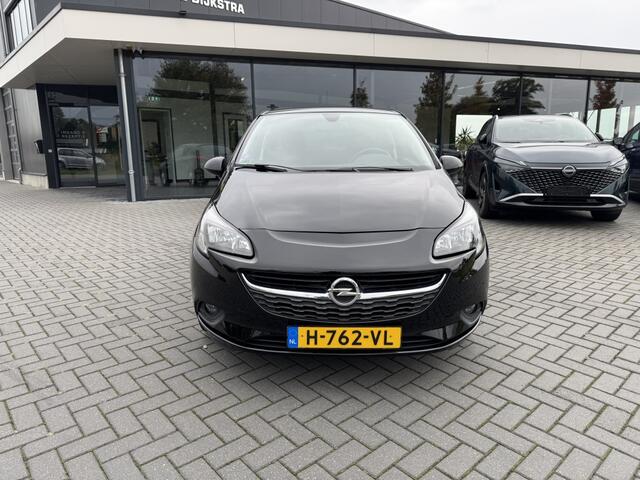 Opel CORSA 1.4-16V Design Ed