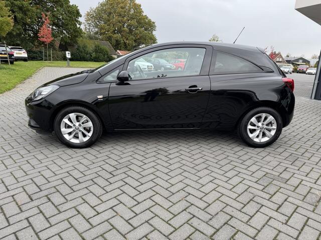 Opel CORSA 1.4-16V Design Ed