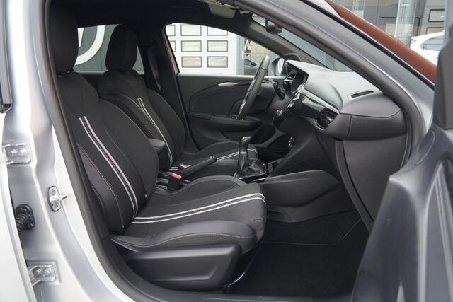 Opel CORSA 1.2 GS *NIEUWSTAAT* + KEYLESS / CAMERA / DODEHOEKDETECTIE / APPLE CARPLAY