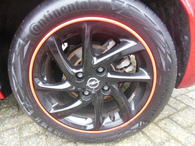 Opel CORSA 1.2 GS Line Automaat Staat in De Krim