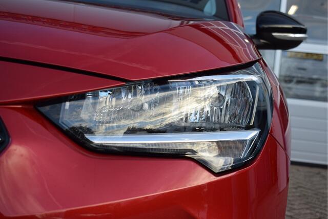 Opel CORSA 1.2 Edition | NL-Auto | Trekhaak | Parkeersensoren | Navi