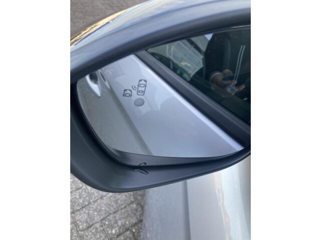 Opel CORSA 1.2 Turbo Hybrid GS 136 pk | NIEUW | Navigatie | Keyless Entry + Start | Climate Control | Camera | Parkeersensoren | Cruise Control | Zwart dak | Sportstoelen |