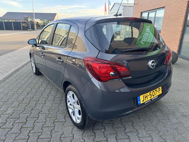 Opel CORSA 1.4 Edition Weinig km!