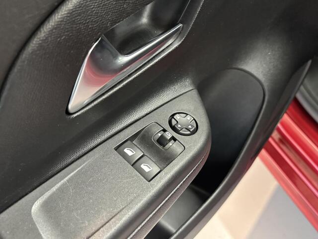 Opel CORSA 1.2 Edition Parkeersensoren achter | Cruise control | Android auto / Apple carplay