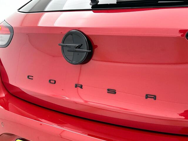 Opel CORSA 1.2 Turbo 136pk Hybrid GS Auto. Navigatie Apple Carplay/Android Auto Camera Parkeersensoren Cruise Control Dodehoek assistent Stoel- en stuurverwarming Full-LED-Matrix-koplamp Airco Lichtmetalen velgen