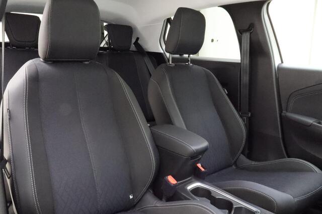 Opel CORSA 1.2 Level 3 Automaat | Navigatie | Climate control | Camera | Parkeersensoren voor en achter | Lichtmetalen velgen | Extra getint glas | Cruise control