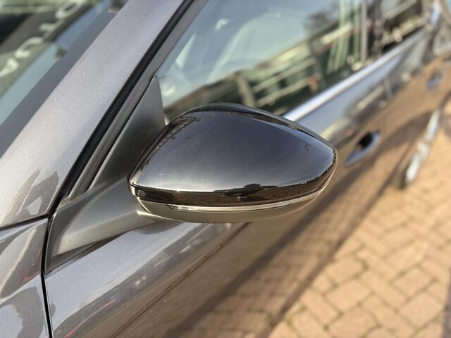 Opel CORSA 1.2 Elegance, panodak, navi, cruise, climate control