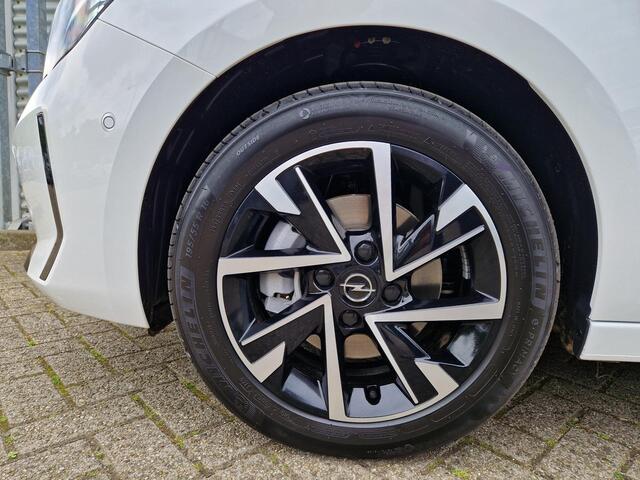 Opel CORSA GS 1.2 Turbo 100pk | ¤ 4.607 VOORDEEL | CLIMATE CONTROL | APPLE CARPLAY / ANDROID AUTO | CAMERA | PARKEERSENSOREN VOOR EN ACHTER | DODEHOEKDETECTIE |