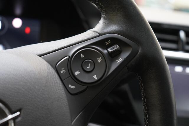 Opel CORSA 1.2 Elegance | Panoramadak | Climate control | Camera | Cruise control | Two-Tone | Stoelverwarming