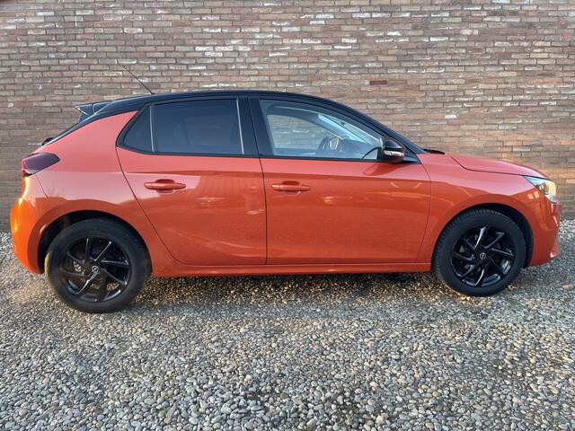 Opel CORSA 1.2 Edition Sportvelgen en Navigatie