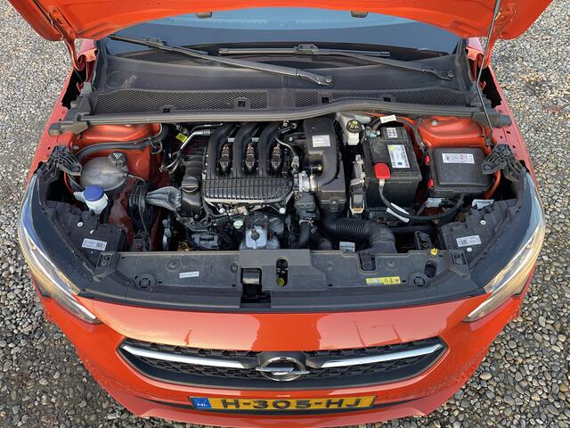 Opel CORSA 1.2 Edition Sportvelgen en Navigatie