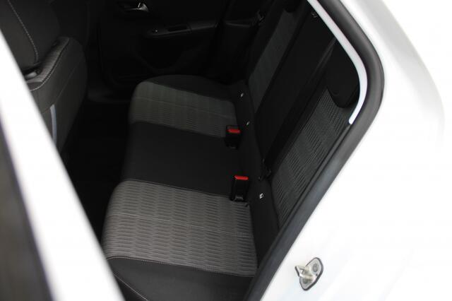 Opel CORSA 1.2Turbo 100pk Edition Navi/Airco/DAB