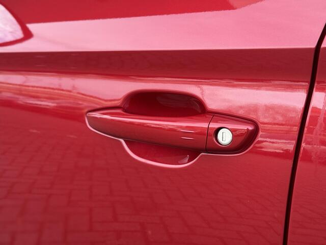 Opel CORSA Ultimate 1.2 Hybrid 145pk e-DCT | LED MATRIX | STOELMASSAGE | ALCANTARA / LEDER | APPLE CARPLAY | CAMERA | ISOFIX | TWO-TONE! |