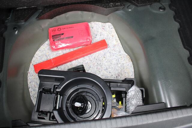 Opel CORSA 1.2 Edition Navigatie, Airco