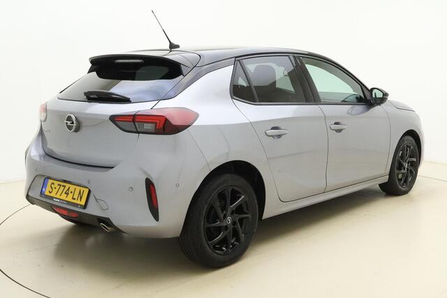 Opel CORSA 1.2 Level 4 GS 100 PK | Camera | Parkeersensoren voor en achter | Navigatie via Carplay | Lichtmetalen velgen black | Cruise control | Zwart dak