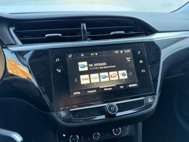 Opel CORSA 1.2 Elegance | Stuur & Stoelverwarming | Achteruitrij Camera | Parkeersensoren Voor & Achter |