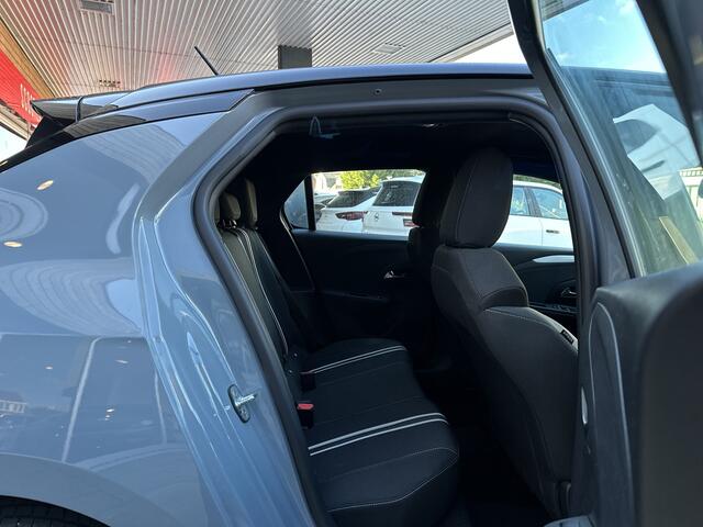 Opel CORSA 1.2 Turbo GS Dodehoek sensor/Parkeerhulp V+A/Camera.