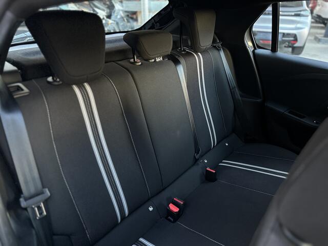 Opel CORSA 1.2 Turbo GS Dodehoek sensor/Parkeerhulp V+A/Camera.