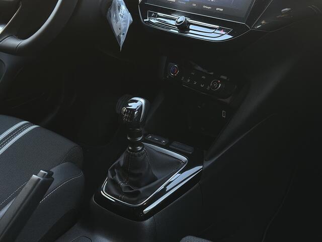 Opel CORSA 1.2 Turbo GS Dodehoek sensor/Parkeerhulp V+A/Camera.