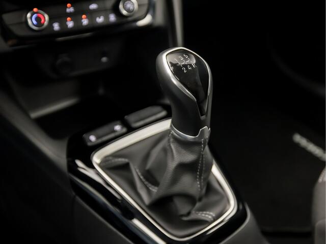 Opel CORSA 1.2 Sport (APPLE CARPLAY, GROOT NAVI, LM VELGEN, SPORTSTOELEN, LANE ASSIST, CRUISE, NIEUWE APK, NIEUWSTAAT)