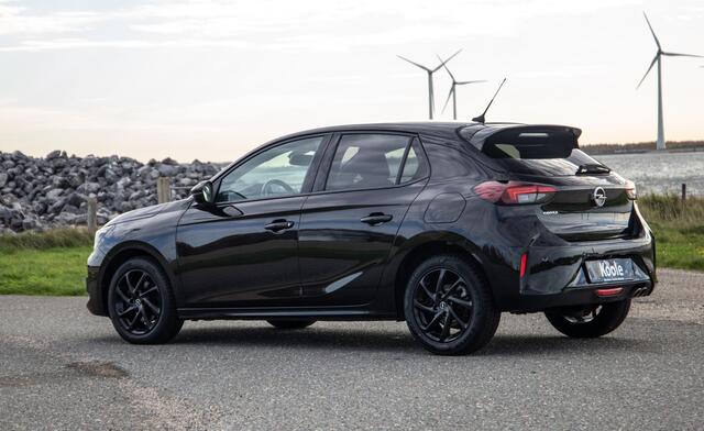 Opel CORSA 1.2 Turbo GS BLACK LINE / APPLE CARPLAY / AUTOMAAT / 360 CAMERA / STOELVERWARMING