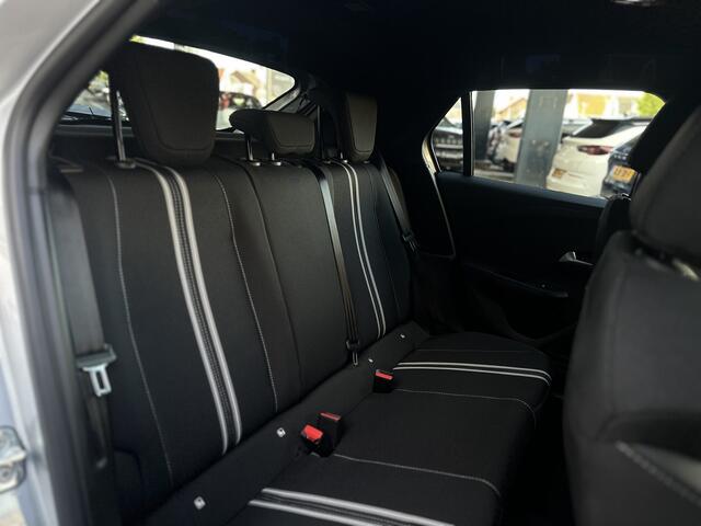 Opel CORSA 1.2 Turbo Hybrid GS Stoel+stuurverwarming/Camera.