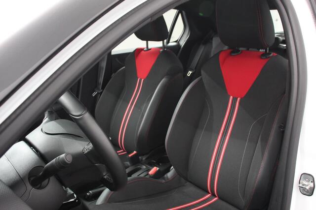 Opel CORSA 1.2 100pk GS Line Opel Corsa 1.2 GS Line | Navigatie | Appel Carplay/Android Auto | Airco | Camera | Parkeer sensoren | Extra Getint Glas | Stuurwiel Bediening |