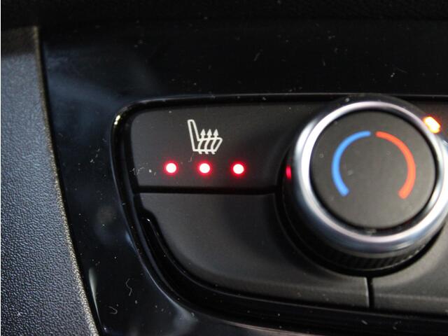 Opel CORSA 1.2 Turbo Hybrid Yes | Automaat | Stoel/stuurverwarming / Parkeersensoren / Airco