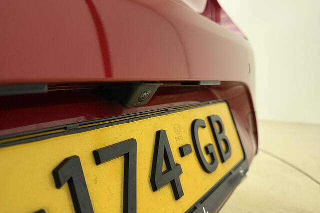 Opel CORSA 1.2 GS Line | Climate Control | Full LED | Navigatie | Apple Carplay & Android Auto | Camera | Parkeersensoren voor & achter | Sportstoelen | 17'' Lichtmetalen velgen