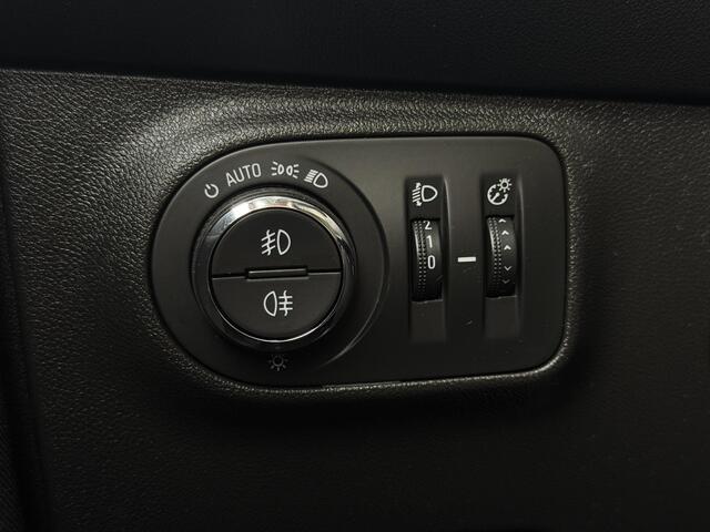 Opel CORSA 1.4 Online Edition 2.0 | Voorstoelen verwarmd | Stuurwiel verwarmd | Achteruitrij camera |