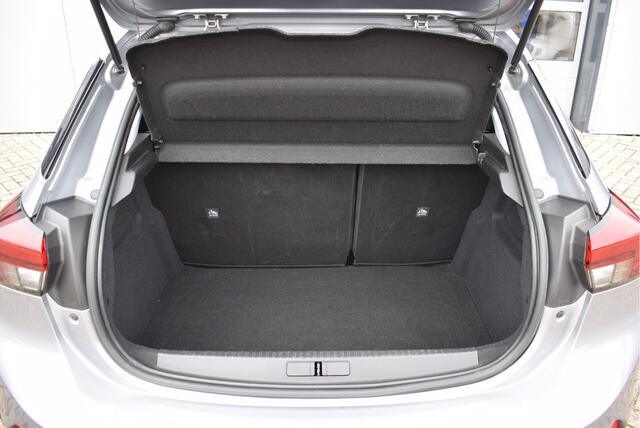 Opel CORSA 1.2 Edition | Trekhaak | NL-Auto | Apple Carplay/Android Auto