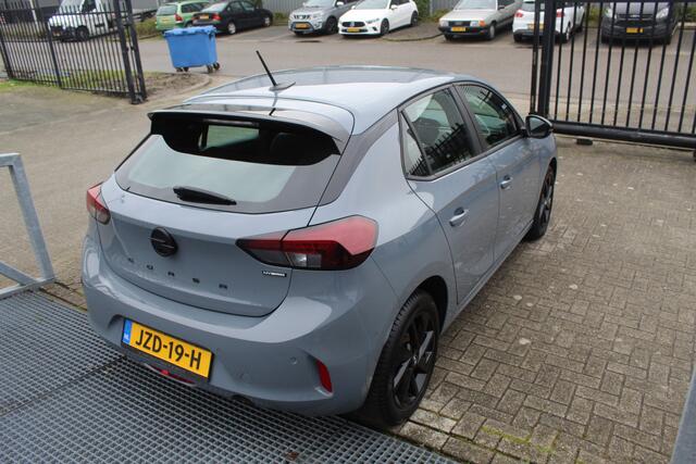 Opel CORSA 1.2 Turbo Hybrid Automaat Achteruitrijcamera/Stuurverwarming/Stoelverwarming/Apple carplay/Cruise control/Inklapbare spiegels/Lane assist/Licht metalen velgen