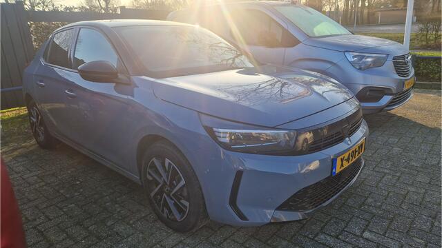 Opel CORSA 1.2 Turbo 100PK GS / Camera / Navi / Cruise / Parkeersensoren / LM Velgen