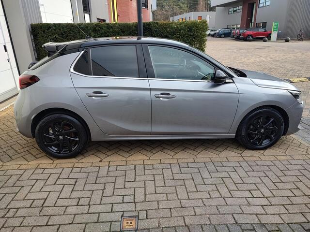 Opel CORSA 1.2 Ultimate 130PK Automaat Navi Carplay Stuur-Stoelverw. Camera Dodehoek Keyless Alle Opties
