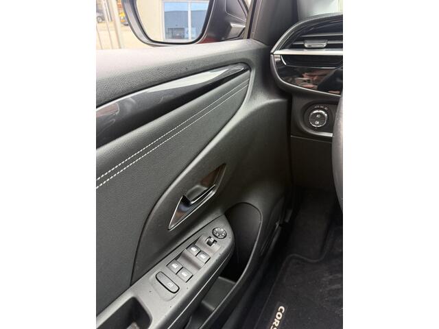 Opel CORSA 1.2 Elegance