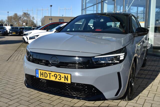 Opel CORSA 1.2 Turbo Yes Stoel en stuur verwarming /Carplay / PDC