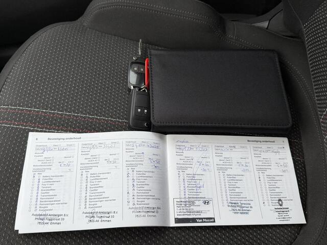 Opel CORSA 1.4 Online Edition | Nieuw Binnen! | Nap | Stoel+Stuurverwarming | Navi