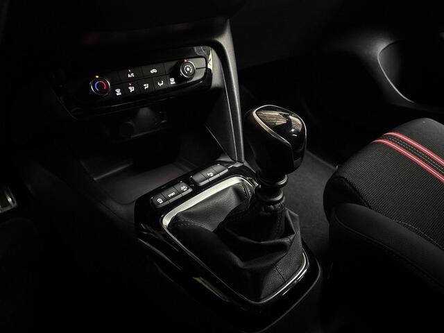 Opel CORSA 1.2 GS Line (VIRTUAL COCKPIT, BLACK PACK, APPLE CARPLAY, GROOT NAVI, 360 CAMERA, GETINT GLAS, SPORTSTOELEN, LED KOPLAMPEN, CRUISE, NIEUWSTAAT)