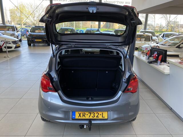 Opel CORSA 1.4 Favourite,1E Eigenaar,Dealeronderhouden,Navigatie,Parkeerassistent,Airco,Cruiscontrol,Spraakbediening,Trekhaak,Parkeersensoren,Nieuwstaat,16 Inch Lmv