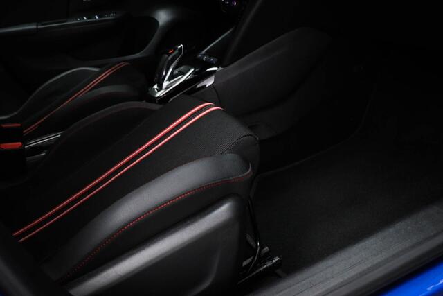 Opel CORSA 1.2 GS Line | CLIMA | STOELVERWARMING | DAB | APPLE | CAMERA | OZ 18"